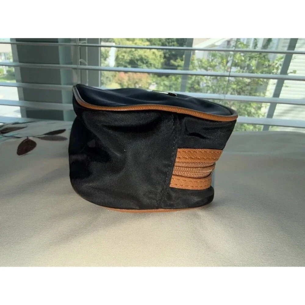 Michael Kors Nylon Cosmetic Pouch Wristlet Black Tan Trim – AI-1301